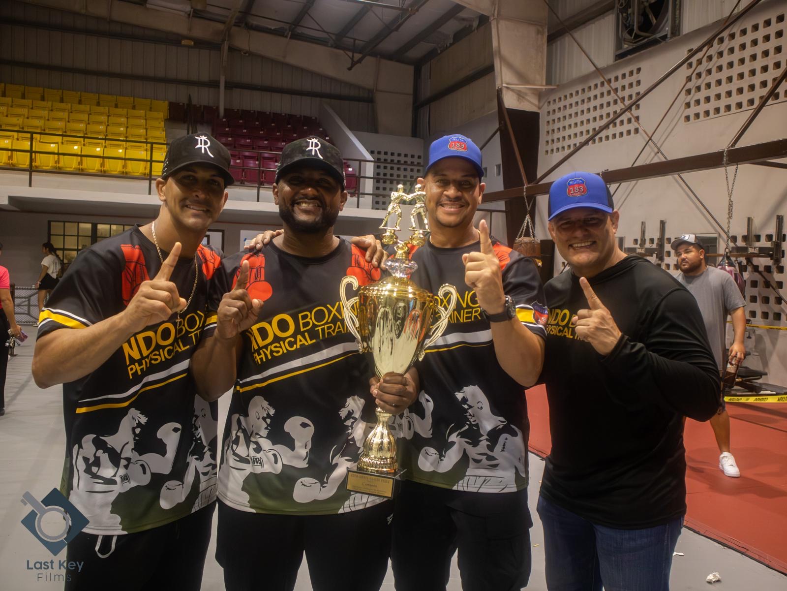 NDO Boxing celebra la victoria de La Copa Ismael Garcia